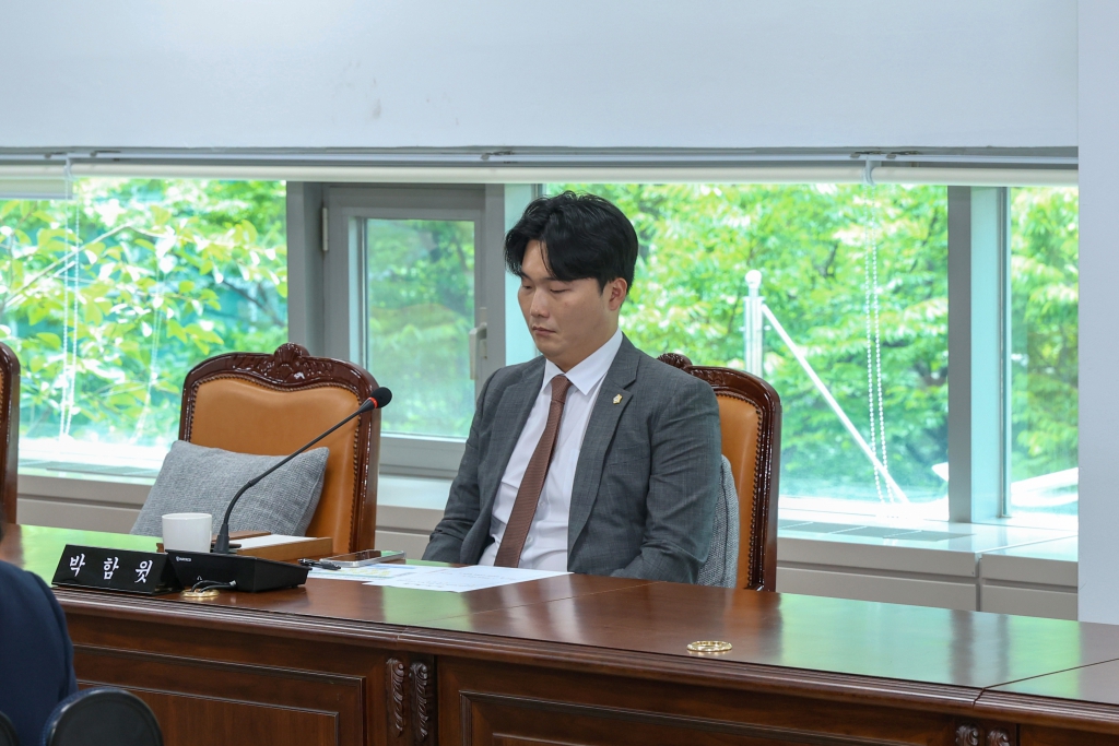 제292회 임시회 의회운영위원회(제1차) 이미지(7)