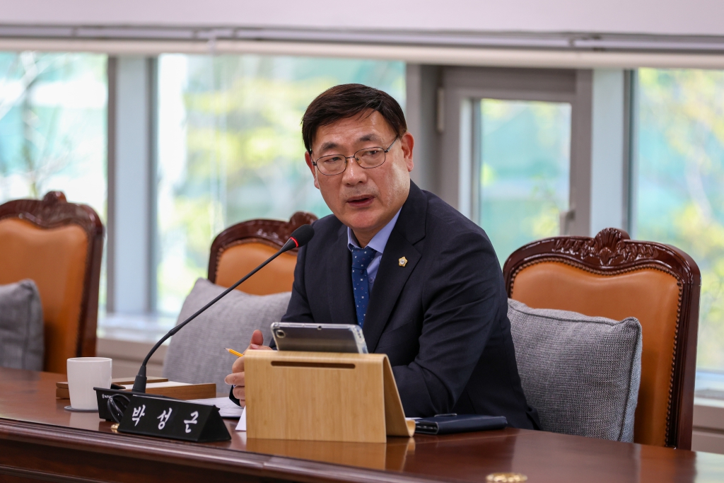 제284회 임시회 개회중 의회운영위원회(제1차) 이미지(3)