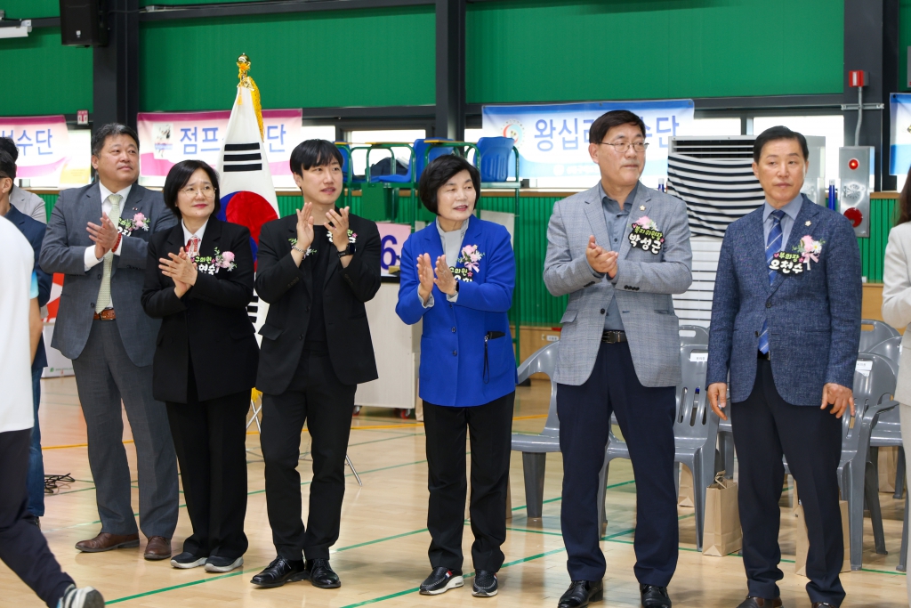 제7회 성동구협회장기 배드민턴대회 이미지(5)