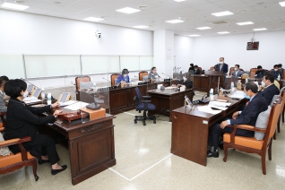 제254회 임시회 폐회중 의회운영위원회 대표이미지