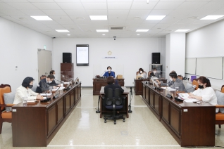  제261회 임시회 폐회중 의회운영위원회 대표이미지