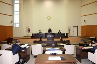 제214호제1차정례회본회의1차(2014.10.7.) 대표이미지